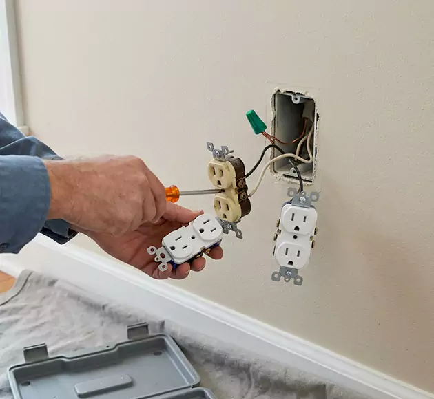 Professional Outlet Replacement: Your Local Swap-Out Team in Auburn, AL